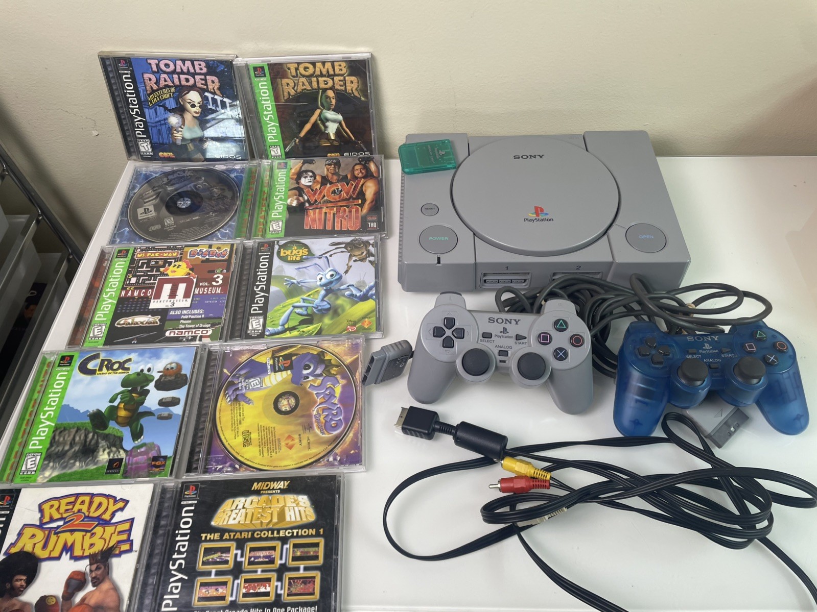 Sony PlayStation 1 SCPH-9001 Console Lot Bundle
