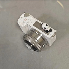 Sony ZV-E10 Mirrorless Camera with E PZ 16-50mm F3.5-5.6 OSS II Lens White 