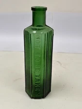 60314 Old Vintage Antique Glass Poison Bottle Hexagonal Green NTB 4oz