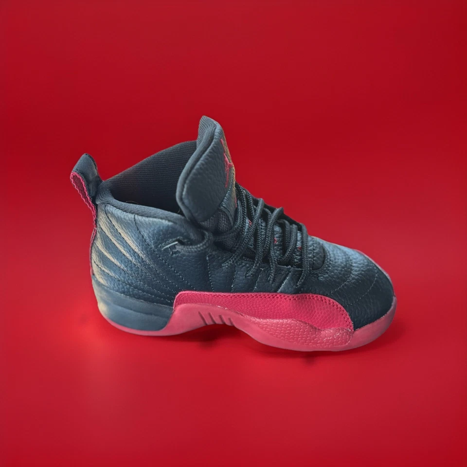 Zapatillas Niños Jordan 12 Retro PS Flu Game 2025 Talla 11C Con Caja Original Foto 2 de 4