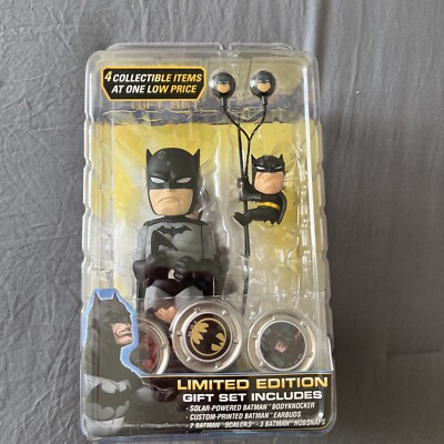  NECA DC Comics Batman Limited Edition Scalers Hub Snaps Body Knocker Earbuds 