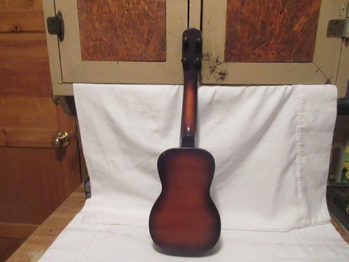 Vintage Regal Ukulele Uke Made In Chicago - Picture 8 of 11