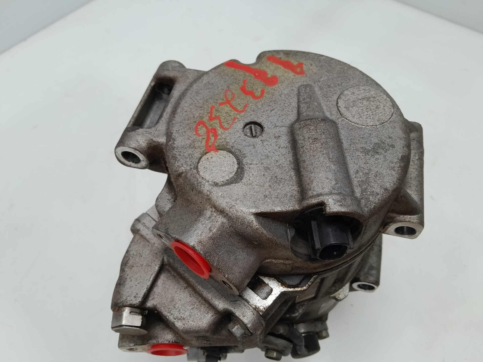 06 - 12 Toyota RAV4 3.5L AC Compressor Assembly Denso OEM 