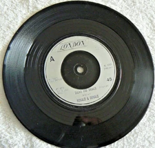 Ronald And Donald - Ducks And Drakes; 7" 45 rpm (1974) n.b. Record Only