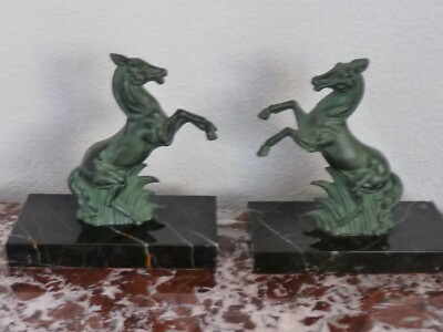 PAIRE DE SERRE-LIVRES en régule à patine bronze DORÉ, deux cerfs, FRANJOU EUR 150,00 - FR