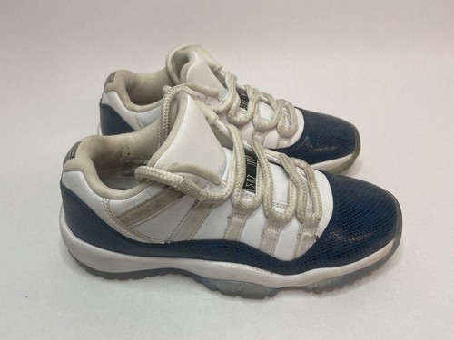 Air Jordan 11 Low Snakeskin Navy Size 4 