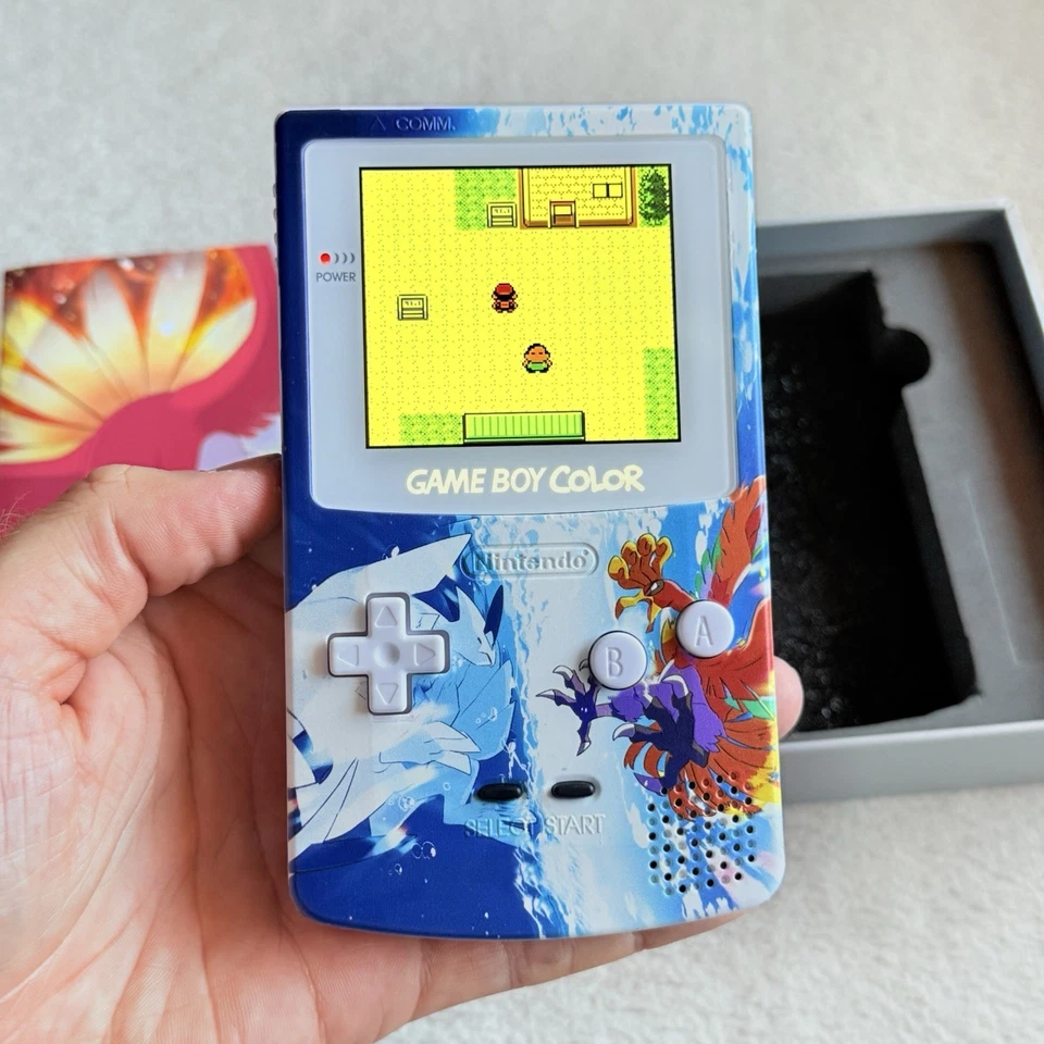 NINTENDO GAME BOY COLOR - IPS V3 - POKÉMON LUGIA E  HO-OH - MENÙ OSD - NUOVO - Immagine 4 di 4