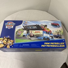 NEW Paw Patrol Paw Patroller Team Vehicle with 7 Figures Vehicles
