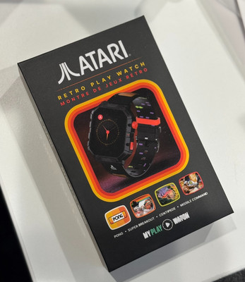 Atari 2600 My Play Watch Retro Smartwatch w/ 4 Games Centipede Pong New Sealed
