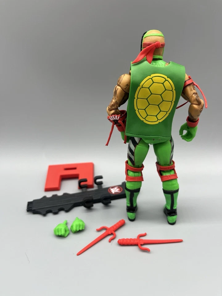 Figura de lucha libre Mattel WWE Rey Mysterio Raphael Tortugas Ninja Elite TMNT 2024 Foto 2 de 2