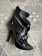 Sandali Givenchy Riccardo Tisci in pelle nera 37