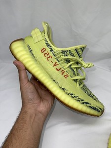 adidas yeezy amarillo
