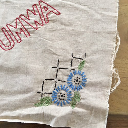 antique/vintage Embroidery Picture Pillow Top ? Ottumwa you finish - Picture 6 of 8