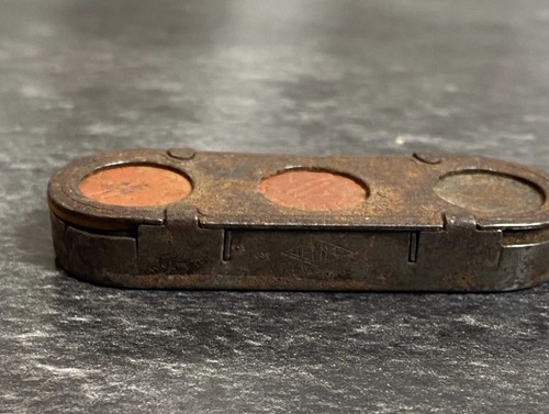 Vintage Antique 1940’s WWII OPA Red Point H1C War Food Ration Token Metal Holder - Picture 6 of 9