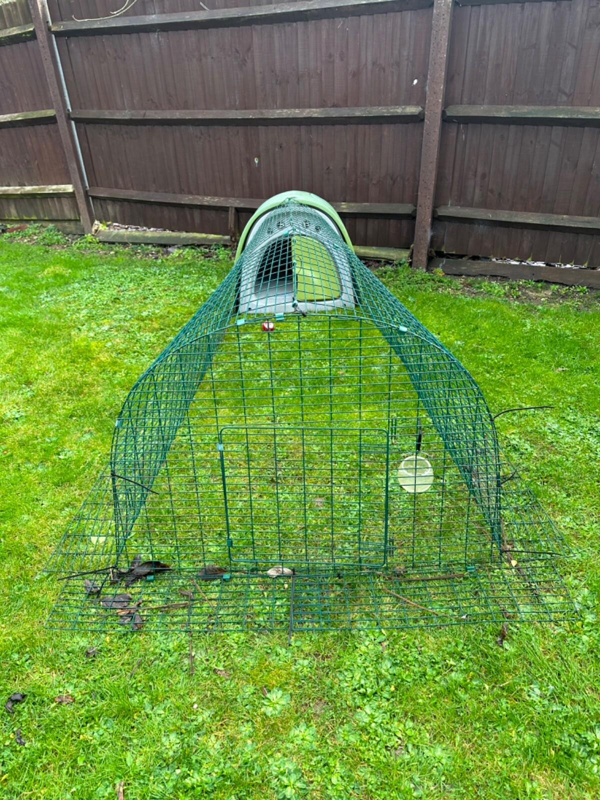 Dismantled omlet eglu coop with 2 meter run. eBay