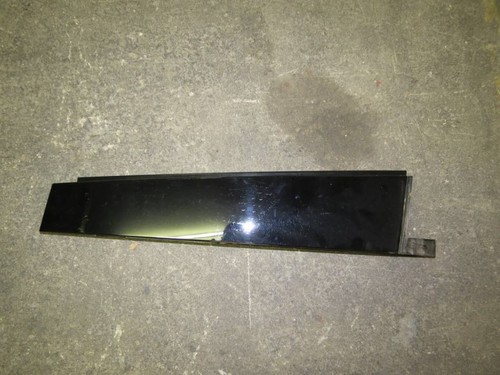 Original VW Touareg 7P Hybrid Blende Türfensterrahmen vorn für Tür HR A23704 7p6