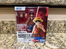 Genuine Bandai One Piece S.H.Figuarts Monkey D Luffy Romance Dawn Action Figure