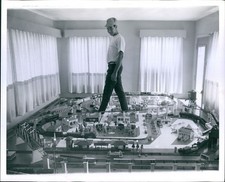 Herald Minerva Wagner grapher Young Handsome Man Models Road 8X10 Vintage Photo