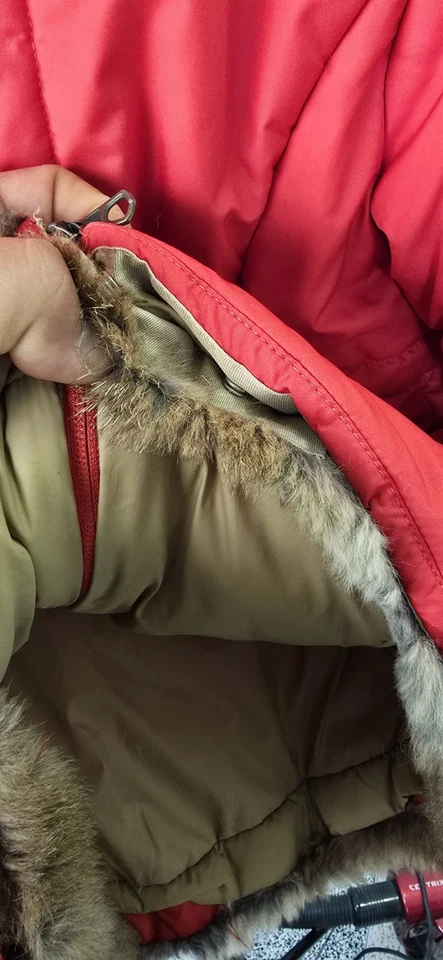 Vintage Moncler Girls 12y Fur Padded Jacket - Image 3 of 4