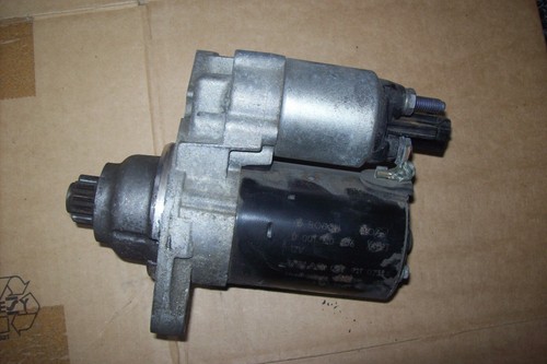 Anlasser Audi Skoda VW Golf Jetta Passat Touran 1,4 1,6 FSI BLF 0001120406 Bosch