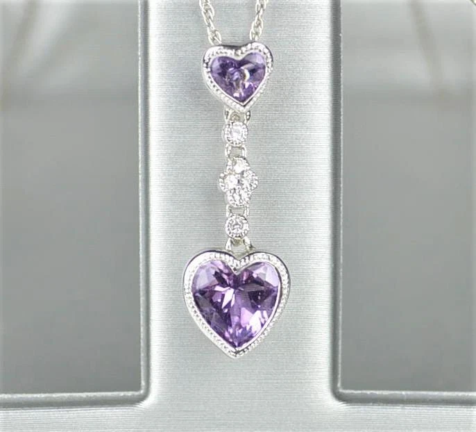 COLLAR Y PENDIENTES ZALES PLATA ESTERLINA DOBLE CORAZÓN AMATISTA Y DIAMANTE ACENTO Foto 2 de 4