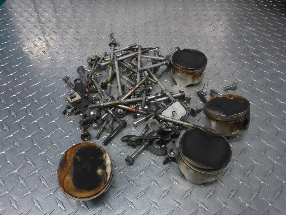 95 Honda CBR1000F CBR 1000 F Engine Motor Bolt Kit Misc Hardware  - Изображение 2 из 4