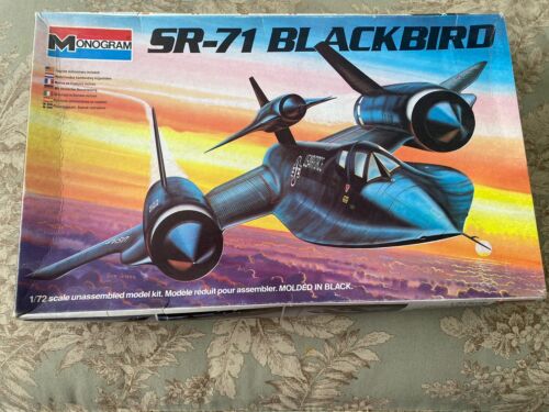 Vintage Monogram SR-71 Blackbird Model Airplane Kit 1/72 Scale NOS - Picture 1 of 3