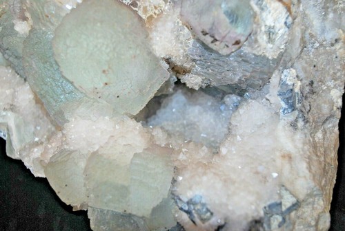 BRADEE.......TWO-TONE FLUORINE ON HUNAN QUARTZ 5250G - Picture 4 of 8
