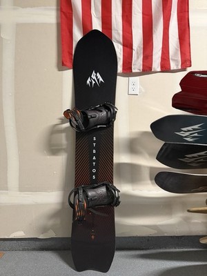2025 Jones Stratos Snowboard