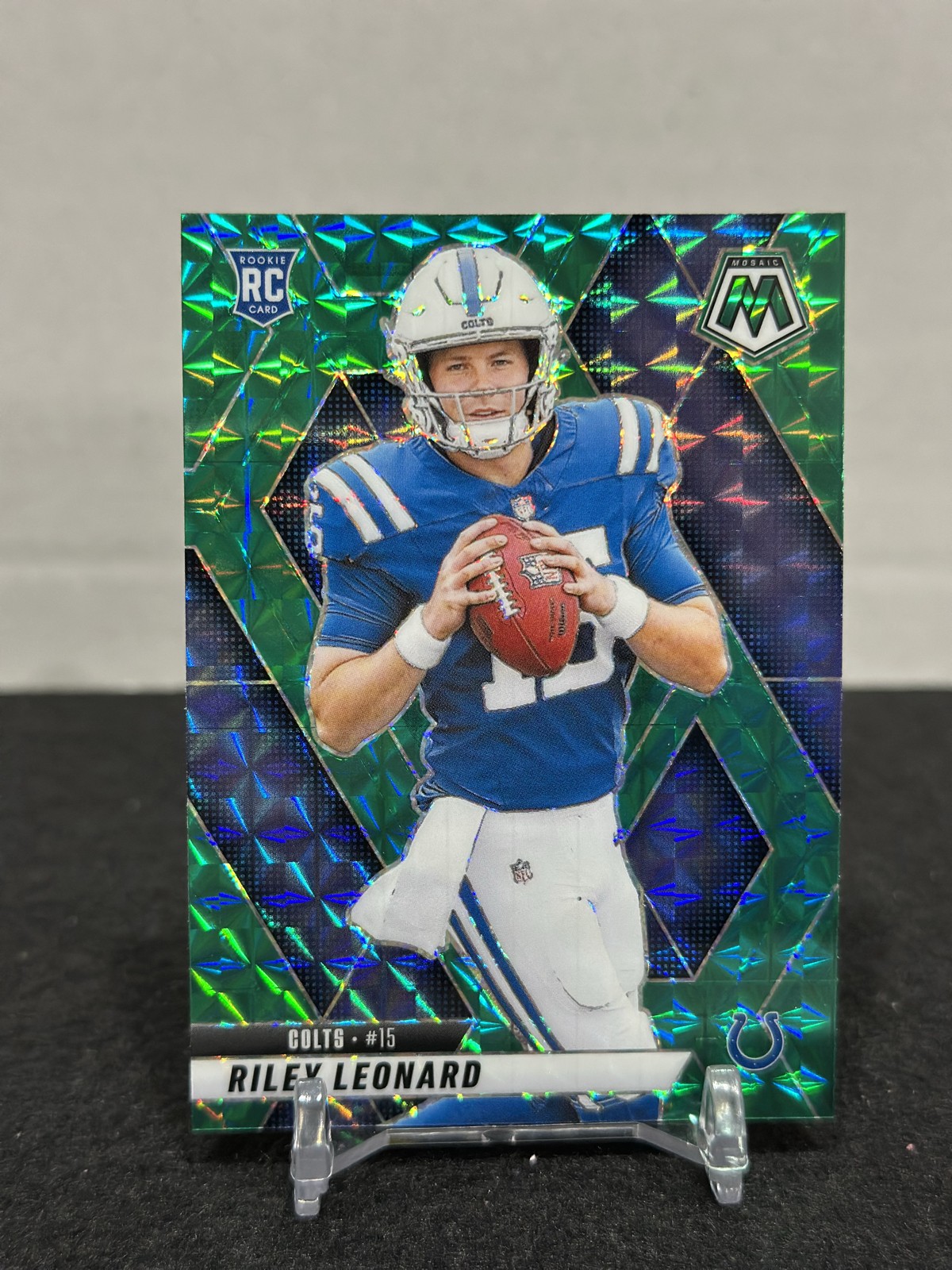2025 Panini Mosaic - Rookies Riley Leonard #372 Green Mosaic Prizm (RC)