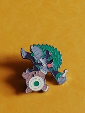 PINS - Pin's GORYTHMIC - RILLABOOM Coffret Cartes Pokemon EB12.5 NEUF - 