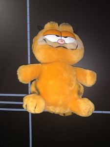 big garfield plush