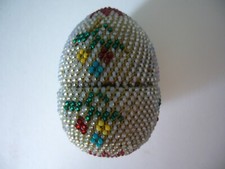 Pretty Antique/Victorian French Beaded Thimble Holder c1870