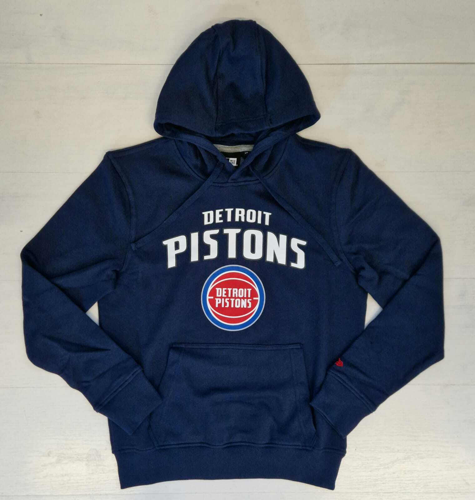 4800/806 New Era Basket Detroit Pistons Hoodie
