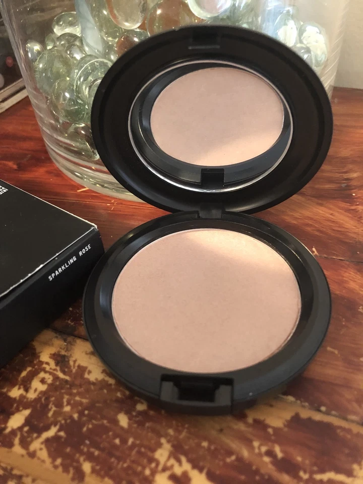 MAC Iridescent Pressed Powder Sparkling Rose 8g / 0.28 oz NIB - Image 2 of 4