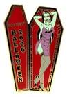 HOOTERS SEXY HALLOWEEN GREEN GIRL IN COFFIN 2006 LAPEL PIN - BATS