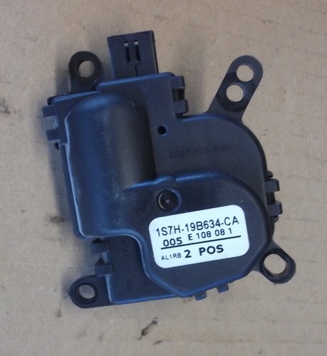 Ford Tourneo Connect ´09 Diesel STELLMOTOR Klima Heizung 1S7H-19B634-CA