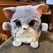 Rare 2021 Hasbro Purple Mini Furby Talking and Tummy Lights Up 4 Works Great