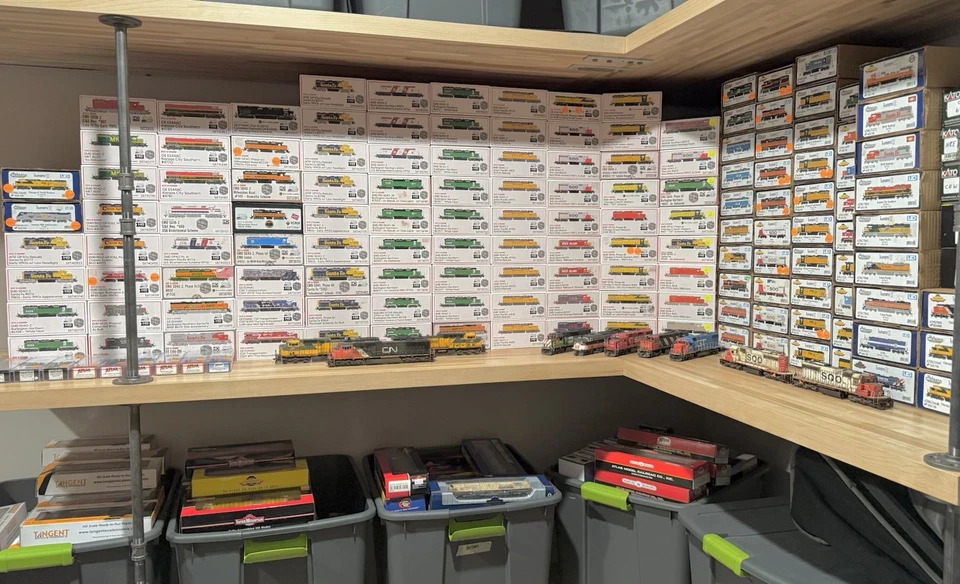 HO ScaleTrains Rivet Counter GP30u Rebuild Early 1990’s #2777 Sound/DCC /NIB - Image 2 of 3