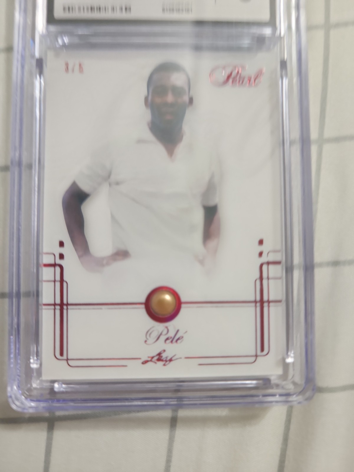PELE 2021-22 Leaf Pearl Red Spectrum #3/5 Graded 8 CGC Card #B-21 view 6