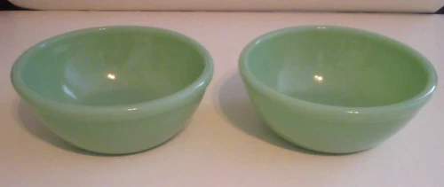 2 VTG ANCHOR HOCKING JADITE FIRE KING 5.5" BOWLS RESTAURANT WARE CEREAL