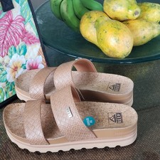  70 Reef Cushion Vista HI Women's Sandals Size 7 in Color Tan Wicker