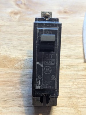 GE THQB1120 Bolt-On Mount Miniature Circuit Breaker (LOT OF 20)