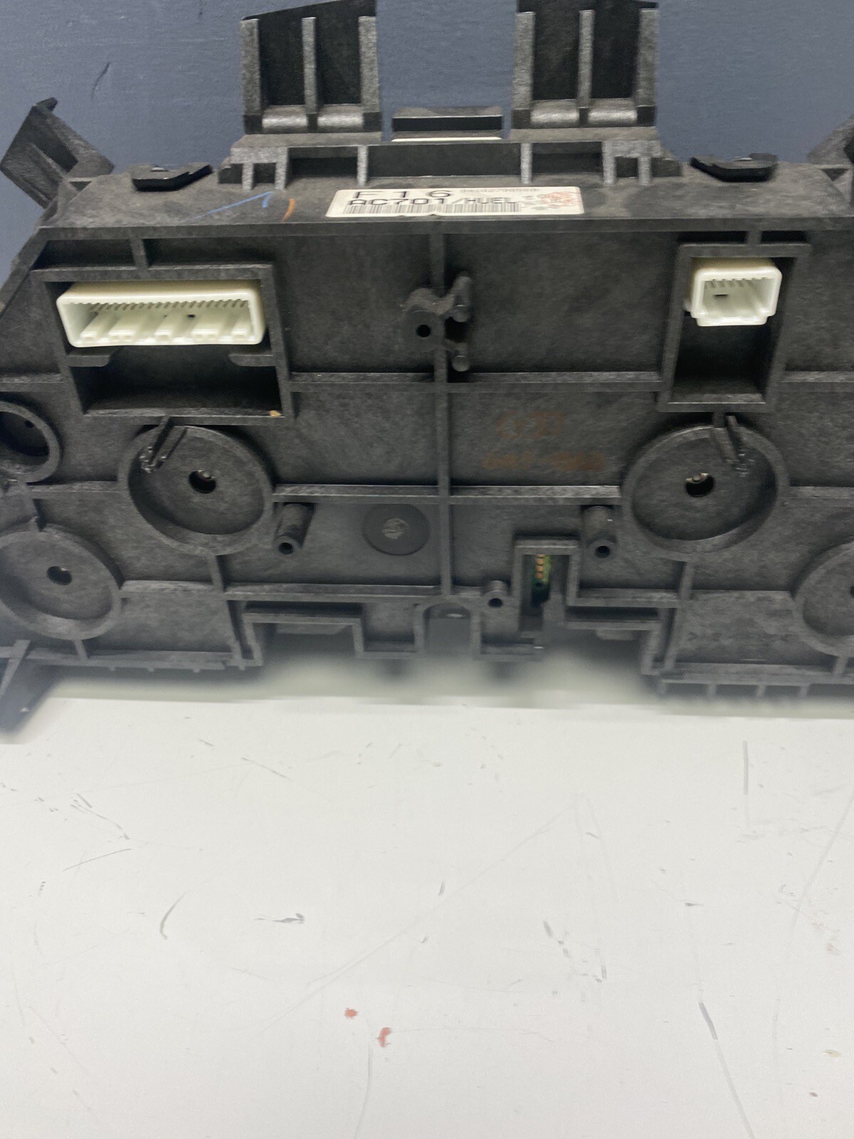 INFINITI G35 CLUSTER INSTRUMENTS SPEEDOMETER GAUGES 2005 GAS GAUGE