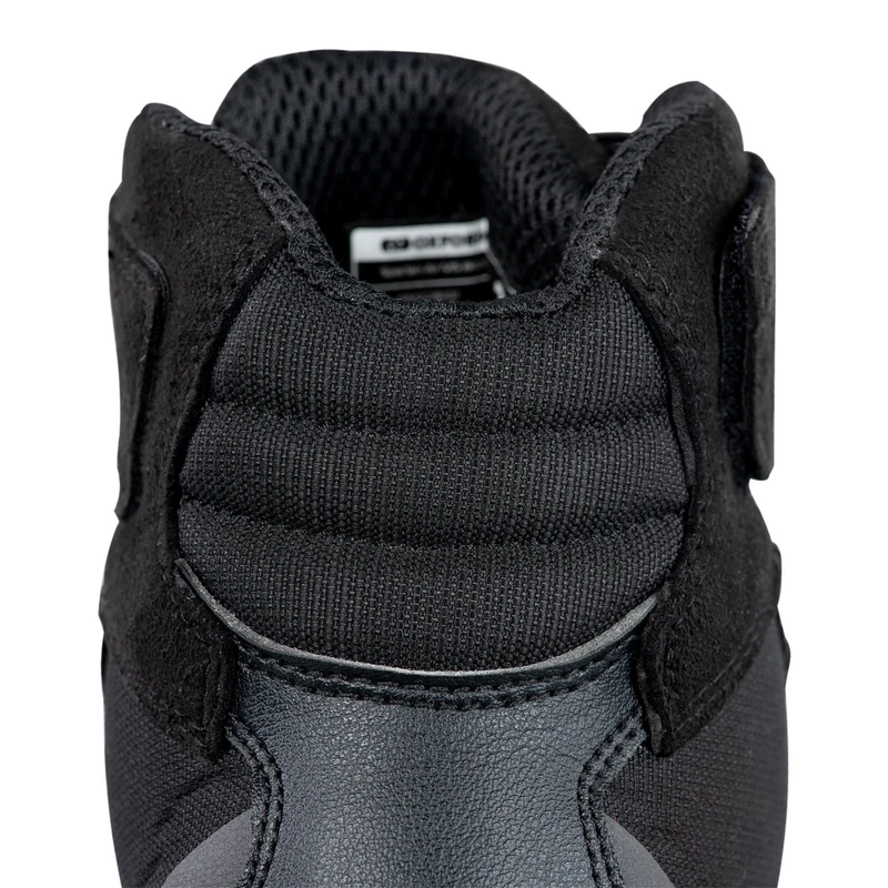 Black, photo 4 of 8