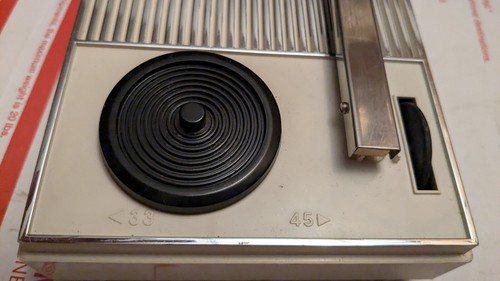 Vintage Midland Solid State Radio-Phono Portable Battery Plastic Japan. As Is - Picture 4 of 9