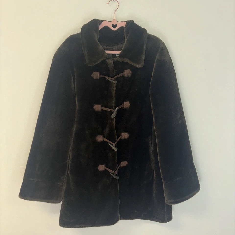 Abrigo de piel sintética Dennis Basso talla pequeña elegante lujo dinero antiguo conejito de nieve clásico caro Foto 2 de 4