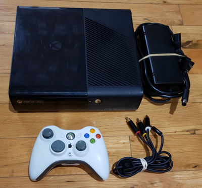 Xbox 360 E 1538 Console 250GB HDD Bundle, OEM Controller, Power, AV, TESTED