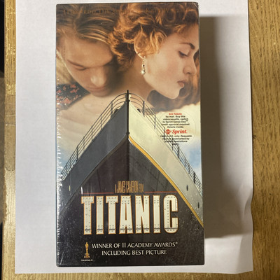 Titanic Movie 1998 VHS Blockbuster  Brand New Factory Sealed 2 Cassette Set