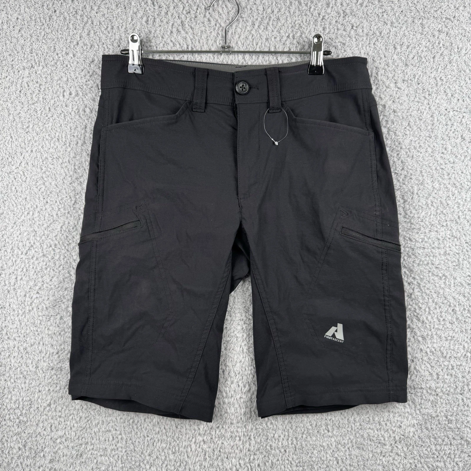 Eddie Bauer First Ascent Shorts Men’s Size 30 Black Outdoors Hiking 10” Inseam